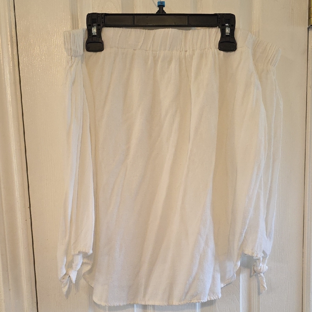 Elegant White Off-Shoulder Shirt